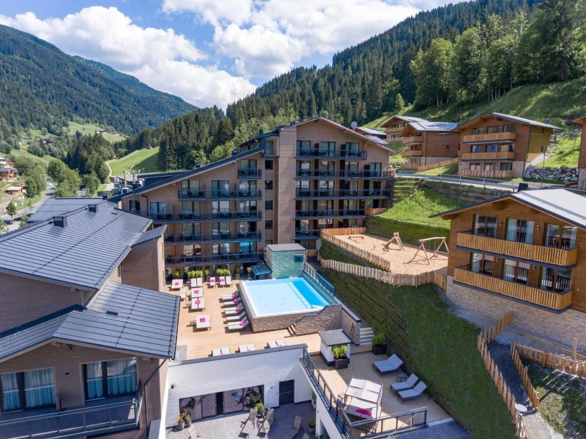 Hotel Adapura Wagrain Exteriör bild