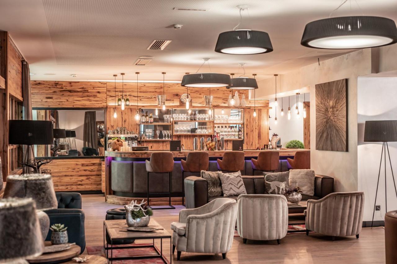 Hotel Adapura Wagrain Exteriör bild