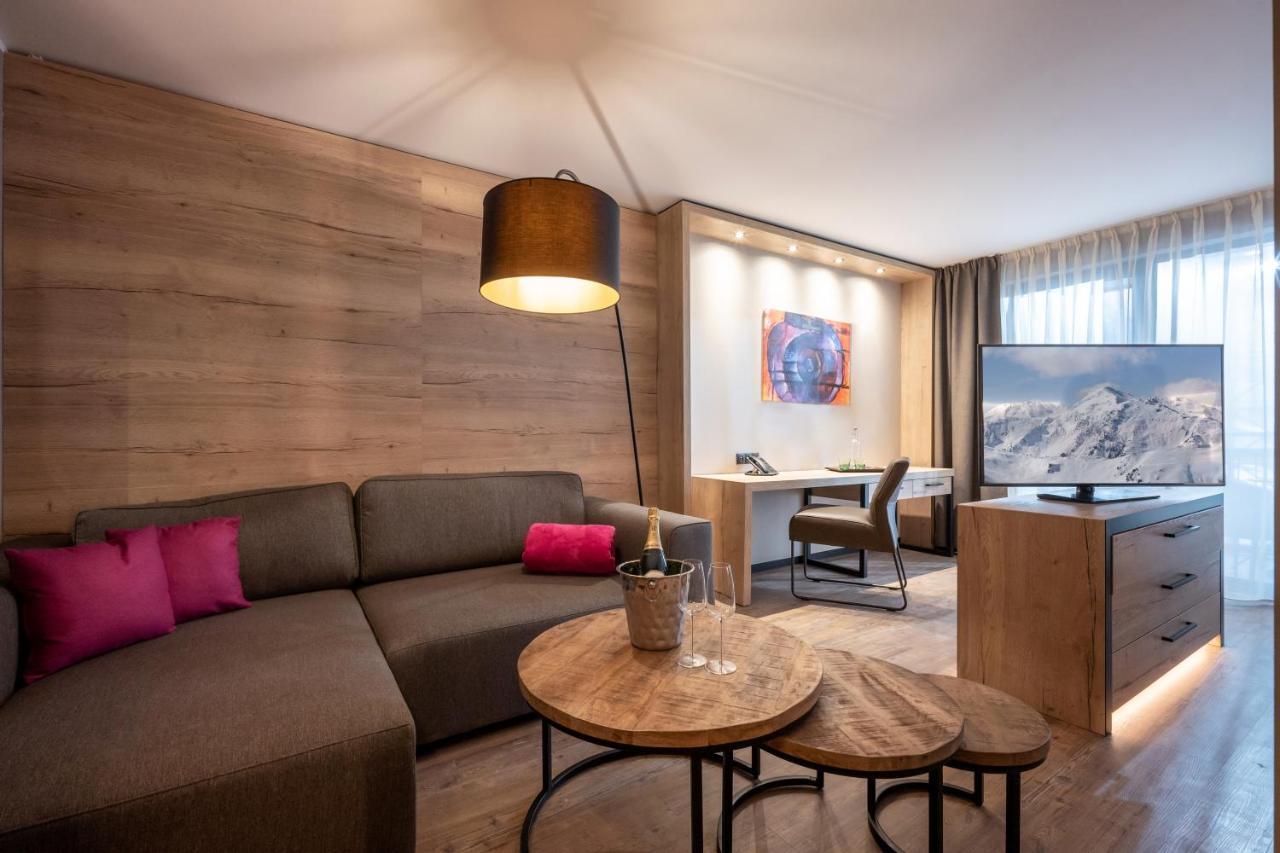 Hotel Adapura Wagrain Exteriör bild